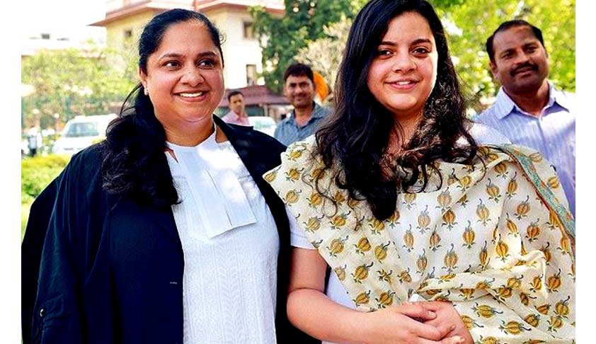 Interview with Shreya Singhal; Second Year DU Law Student who made ONLINE AZADI a reality Interview with Shreya Singhal; Second Year DU Law Student who made ONLINE AZADI a reality