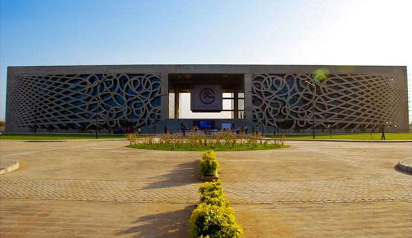 GNLU Maritime Developments, Blue Economy and Oceans’ Governance Academy 2016 GNLU Maritime Developments, Blue Economy and Oceans’ Governance Academy 2016