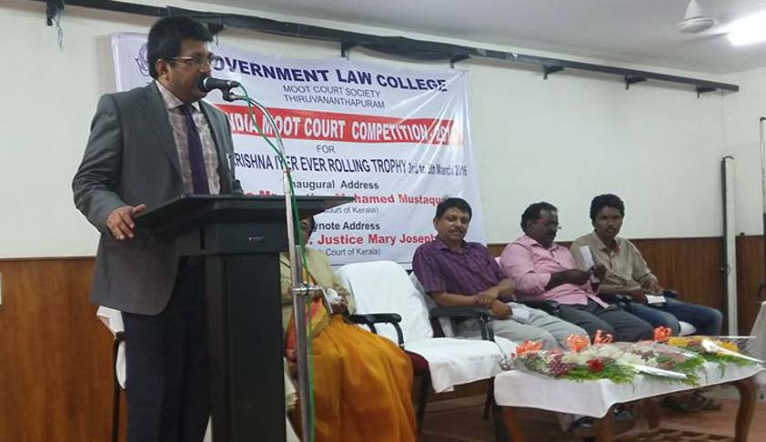 School of Excellence, Tamil Nadu Dr Ambedkar Law University lifts trophy at Justice V R Krishna Iyer Moot Competition School of Excellence, Tamil Nadu Dr Ambedkar Law University lifts trophy at Justice V R Krishna Iyer Moot Competition