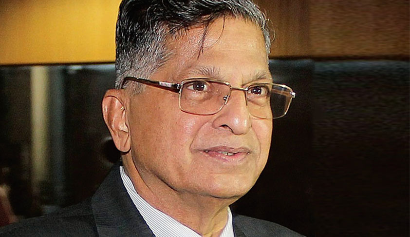 Karnataka Lokayukta Justice Vishwanatha Shetty Stabbed In Bengaluru Office; One Arrested Karnataka Lokayukta Justice Vishwanatha Shetty Stabbed In Bengaluru Office; One Arrested