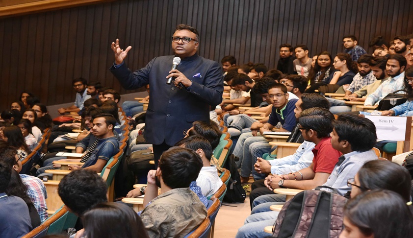 JGU VC Prof. Rajkumar Delivers Lecture at ILNU on Combating Corruption JGU VC Prof. Rajkumar Delivers Lecture at ILNU on Combating Corruption