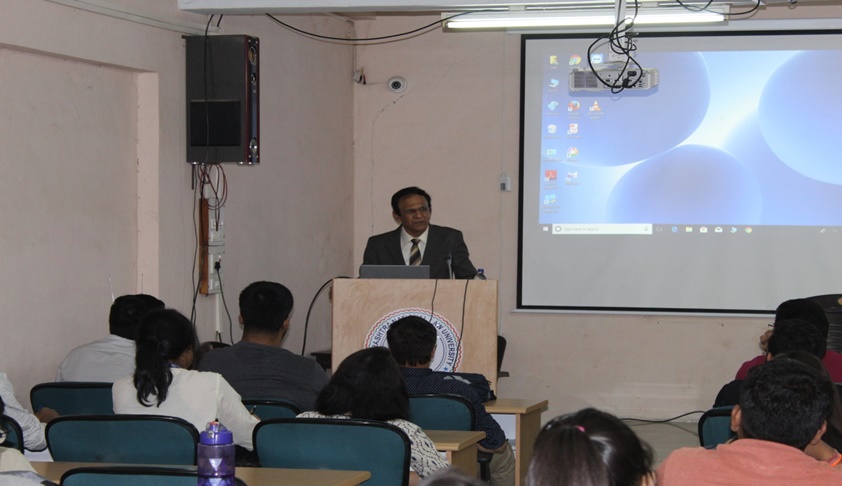 Justice SV Gangapurwala Delivers Lecture on Contract Law at MNLU, Aurangabad Justice SV Gangapurwala Delivers Lecture on Contract Law at MNLU, Aurangabad