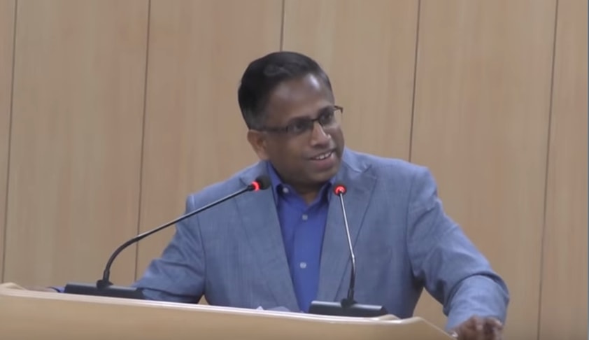 Sr Adv. KV Viswanathan Delivers Guest Lecture at NALSAR on Discretionary Powers of President, Guv Sr Adv. KV Viswanathan Delivers Guest Lecture at NALSAR on Discretionary Powers of President, Guv
