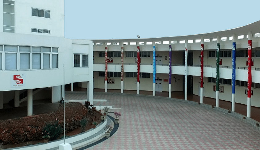 Four Law Students Of SLS, Hyderabad Suffer Severe Injuries After Lift Crashes In Bangalore Four Law Students Of SLS, Hyderabad Suffer Severe Injuries After Lift Crashes In Bangalore