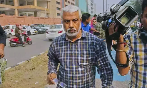 SC Seeks CBI Reply On Plea By DSP Bassi Against His Transfer Ordered By Nageshwar Rao SC Seeks CBI Reply On Plea By DSP Bassi Against His Transfer Ordered By Nageshwar Rao