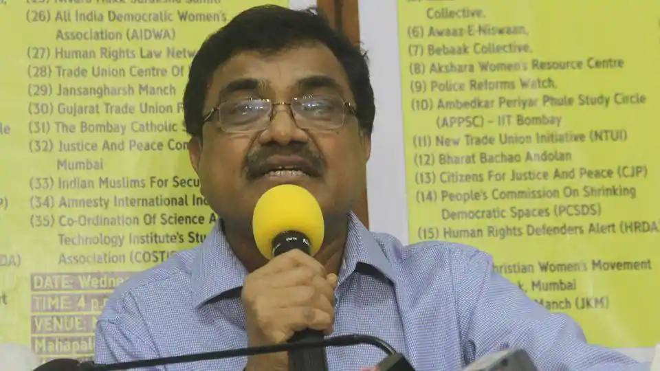 Bhima Koregaon : Anand Teltumbde Arrested By Pune Police, Despite Protection Given By SC Bhima Koregaon : Anand Teltumbde Arrested By Pune Police, Despite Protection Given By SC