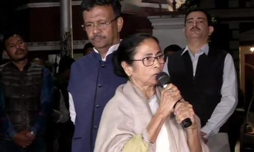 CBI vs Kolkata Police : Centre To Move SC Tomorrow Against Mamata Govt Obstructing CBI CBI vs Kolkata Police : Centre To Move SC Tomorrow Against Mamata Govt Obstructing CBI
