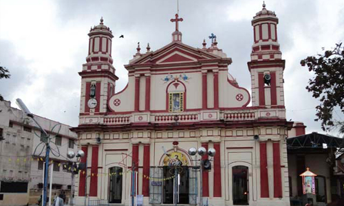 Plea In Kerala HC Seeks Permission To Open Churches With 25% Occupancy Amid Lockdown Plea In Kerala HC Seeks Permission To Open Churches With 25% Occupancy Amid Lockdown