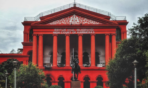 Karnataka HC To Decide If Smoking In Separate Rooms At Restaurants, Airport Legal Karnataka HC To Decide If Smoking In Separate Rooms At Restaurants, Airport Legal