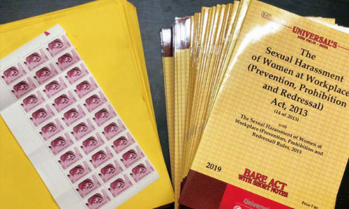 Young Lawyers Send Copies Of POSH Act To SC Judges In Protest Against Clean Chit To CJI Young Lawyers Send Copies Of POSH Act To SC Judges In Protest Against Clean Chit To CJI