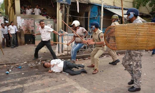 Calcutta HC Appoints Justice K J Sengupta To Enquire Police Violence Against Howrah Lawyers Calcutta HC Appoints Justice K J Sengupta To Enquire Police Violence Against Howrah Lawyers