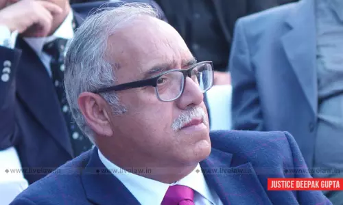 In A Democracy People Should Have Faith in The Govt. Not Fear Of Govt: Justice Deepak Gupta In A Democracy People Should Have Faith in The Govt. Not Fear Of Govt: Justice Deepak Gupta
