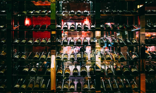 Allahabad High Court Dismisses Plea By Lawyer Seeking Home Delivery of Liquor Allahabad High Court Dismisses Plea By Lawyer Seeking Home Delivery of Liquor