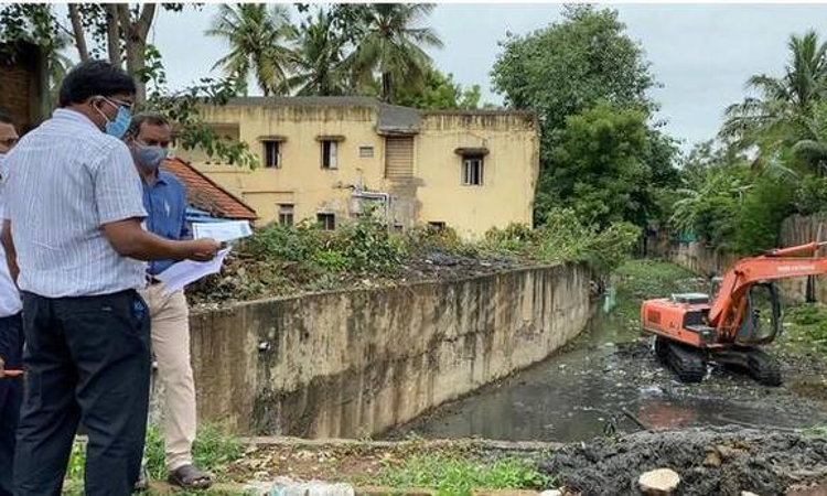 Madras High Court Issues Slew Of Directions To Remove Encroachments From Water Bodies Madras High Court Issues Slew Of Directions To Remove Encroachments From Water Bodies