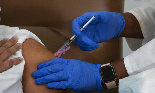 Take Special Efforts To Persuade Citizens To Take COVID Vaccine : Karnataka High Court To State Take Special Efforts To Persuade Citizens To Take COVID Vaccine : Karnataka High Court To State