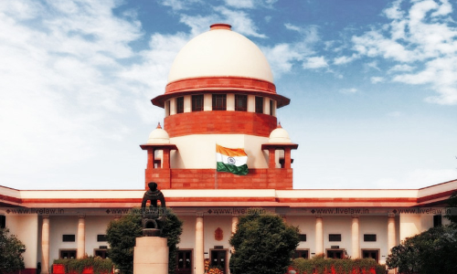 Muslim Woman Opposes PIL For Uniform Law For Divorce, Maintenance and Alimony Before Supreme Court Muslim Woman Opposes PIL For Uniform Law For Divorce, Maintenance and Alimony Before Supreme Court