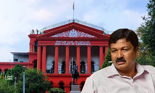 Ramesh Jarkiholi CD Scandal : CBI Probe Not Necessary As Of Now, Says Karnataka High Court Ramesh Jarkiholi CD Scandal : CBI Probe Not Necessary As Of Now, Says Karnataka High Court