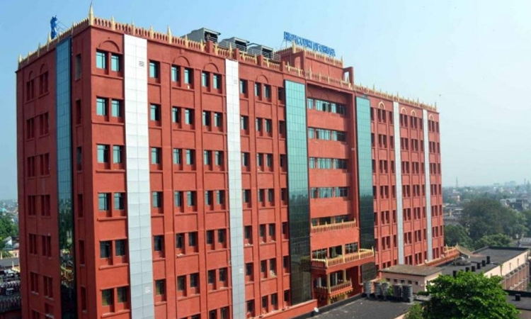 Orissa High Court Denies Bail To Raja Chakra & Another In Alleged Fraud Of ₹175 Crores Linked To Gandhamardan Mines Orissa High Court Denies Bail To Raja Chakra & Another In Alleged Fraud Of ₹175 Crores Linked To Gandhamardan Mines