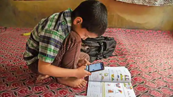 Mattress Is A Basic Need: AP High Court Laments Improper Bedding In Govt Hostels, Seeks Status Report