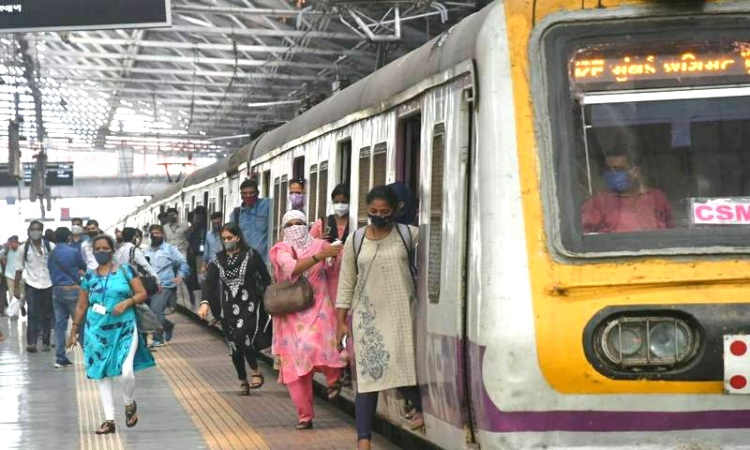 Robust System Needed To Prevent Deaths Of Mumbai Local Train Commuters: Bombay High Court Robust System Needed To Prevent Deaths Of Mumbai Local Train Commuters: Bombay High Court