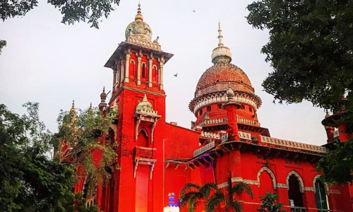 Vulgarity During Court Proceedings: Madras HC Initiates Contempt Action Against Lawyer Vulgarity During Court Proceedings: Madras HC Initiates Contempt Action Against Lawyer