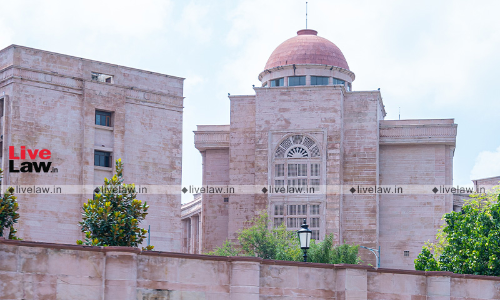 No Class-IV Employee Should Normally Be Transferred Out Of District: Allahabad High Court No Class-IV Employee Should Normally Be Transferred Out Of District: Allahabad High Court
