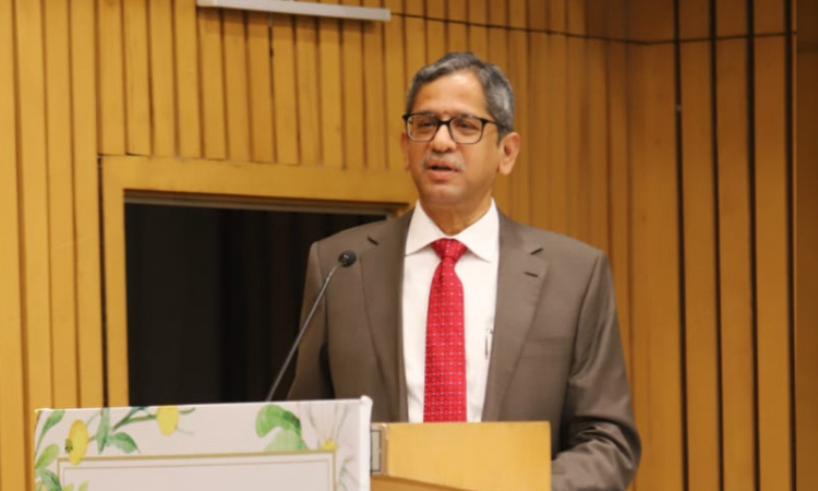 Women Should Demand 50% Reservation In The Judiciary, Not As Charity But As A Matter Of Right: CJI Ramana Women Should Demand 50% Reservation In The Judiciary, Not As Charity But As A Matter Of Right: CJI Ramana