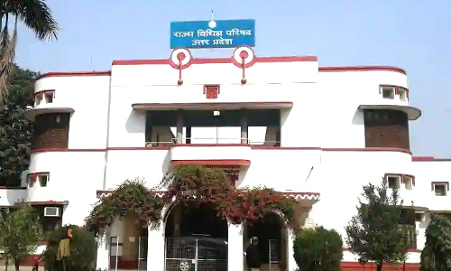 Shahjahanpur Advocate Killing- UP Bar Council Seeks ₹50 Lakh Compensation; Asks Lawyers To Abstain From Judicial Work On Oct 20 Shahjahanpur Advocate Killing- UP Bar Council Seeks ₹50 Lakh Compensation; Asks Lawyers To Abstain From Judicial Work On Oct 20
