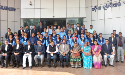 Orissa High Court Chief Justice S. Muralidhar Interacts With Students On Childrens Day Orissa High Court Chief Justice S. Muralidhar Interacts With Students On Childrens Day