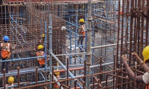 Delhi High Court Allows Death Claim Filed By Building Workers Widow, Says Board Secretary Can Condone Delay In Annual Contribution Payment