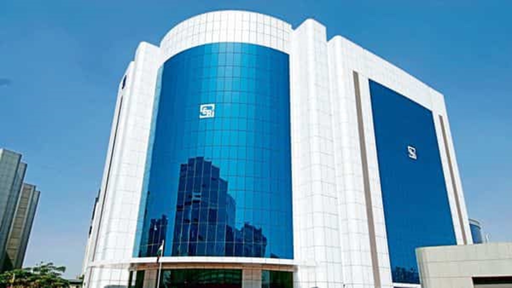 SEBI has intensified its efforts in order to reduce loss to investor from technical glitches SEBI has intensified its efforts in order to reduce loss to investor from technical glitches