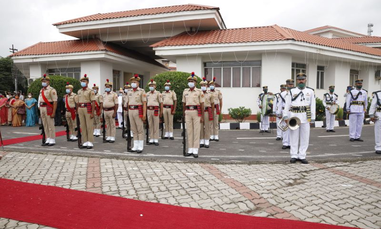 Mere Presence Of Husband In House With Wife In A Hanging Position Not Sufficient To Presume His Guilt: Tripura High Court Mere Presence Of Husband In House With Wife In A Hanging Position Not Sufficient To Presume His Guilt: Tripura High Court