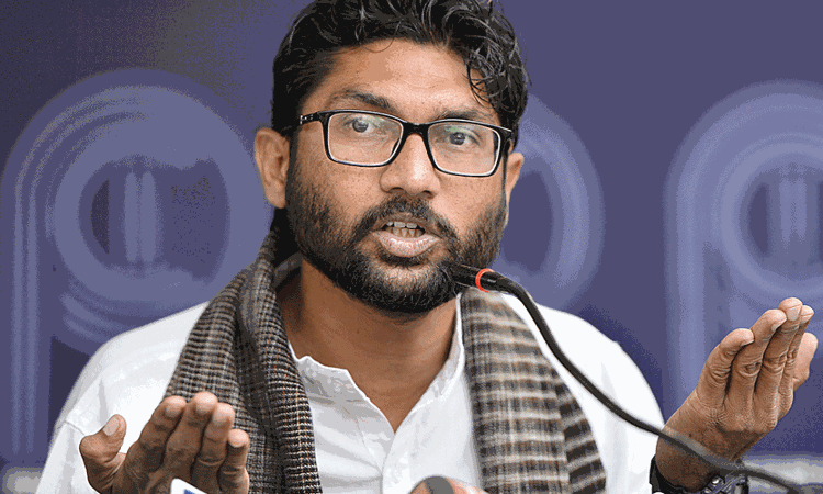 Gujarat MLA Jignesh Mevani Re-Arrested By Assam Police Soon After Getting Bail In FIR Over Tweets Against PM Gujarat MLA Jignesh Mevani Re-Arrested By Assam Police Soon After Getting Bail In FIR Over Tweets Against PM