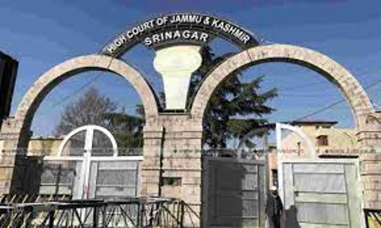 Centre Notifies Appointment Of Two Judicial Officers As Judges Of J&K&L High Court Centre Notifies Appointment Of Two Judicial Officers As Judges Of J&K&L High Court