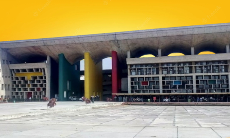 Punjab & Haryana High Court Allows BAAS Educational Trust To Run School On Gram Panchayat Land, Says Dissemination Of Education Is Duty Of Panchayats Punjab & Haryana High Court Allows BAAS Educational Trust To Run School On Gram Panchayat Land, Says Dissemination Of Education Is Duty Of Panchayats