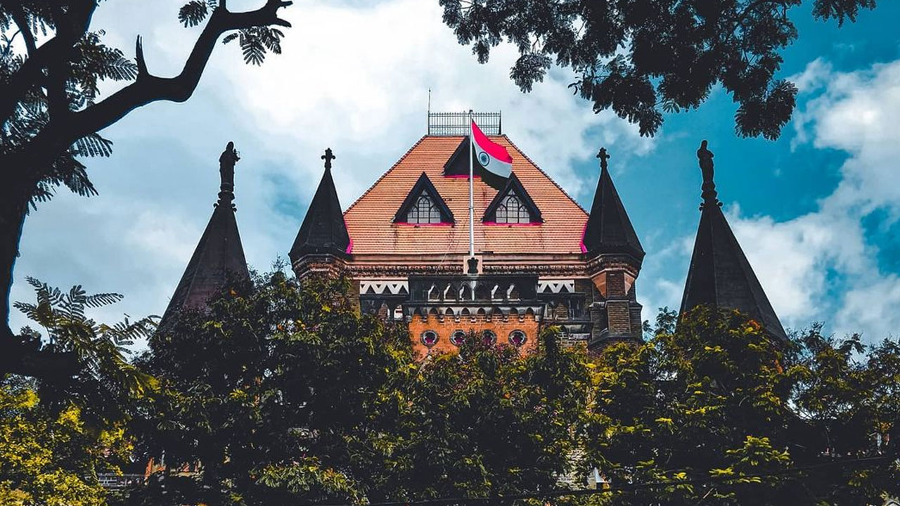 Reassessment Notice Issued Against A Dead Person Would Be Invalid: Bombay High Court Reassessment Notice Issued Against A Dead Person Would Be Invalid: Bombay High Court