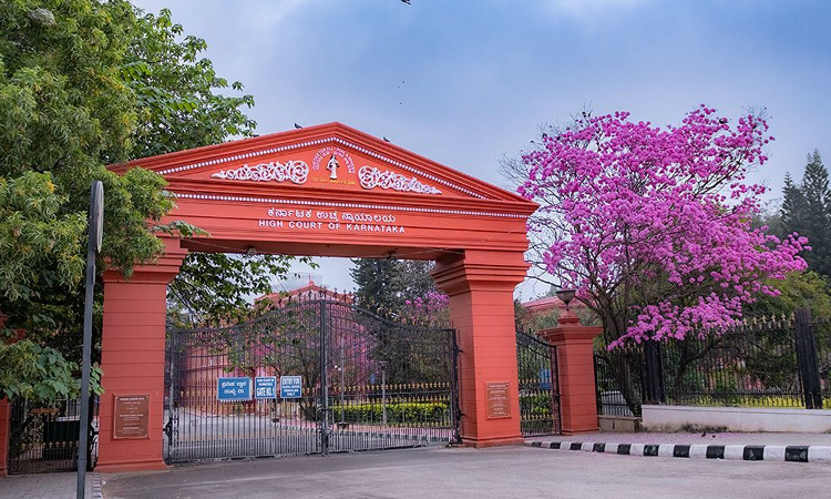 Karnataka High Court Imposes Rs 5 Lakh Cost On Former Civil Judge, Upholds Appointments Made to State Information Commission Karnataka High Court Imposes Rs 5 Lakh Cost On Former Civil Judge, Upholds Appointments Made to State Information Commission