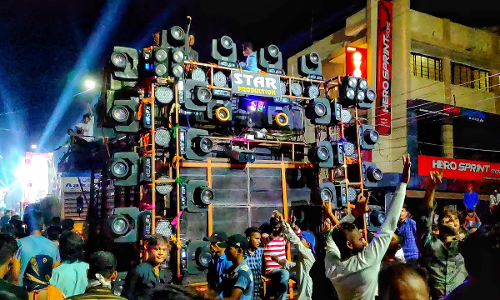 Karnataka High Court Upholds Police Circular Barring DJ, Sound Systems In Processions And Public Pandals During Gauri Ganesh & Eid-Milad Karnataka High Court Upholds Police Circular Barring DJ, Sound Systems In Processions And Public Pandals During Gauri Ganesh & Eid-Milad
