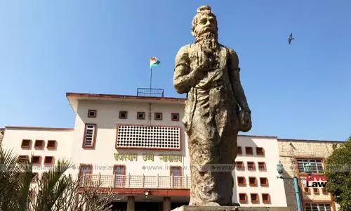 Supreme Court Dismisses PIL Seeking Removal of Statue of Manu in Rajasthan High Court Supreme Court Dismisses PIL Seeking Removal of Statue of Manu in Rajasthan High Court
