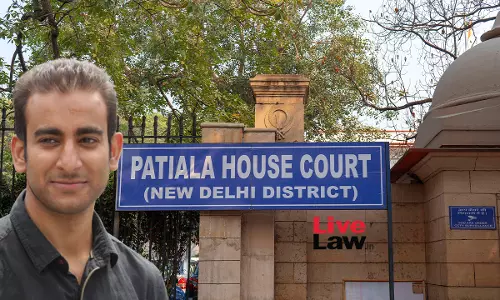 Delhi Court Remands Kashmiri Journalist Irfan Mehraj To NIA Custody For 10 Days In UAPA Case Delhi Court Remands Kashmiri Journalist Irfan Mehraj To NIA Custody For 10 Days In UAPA Case