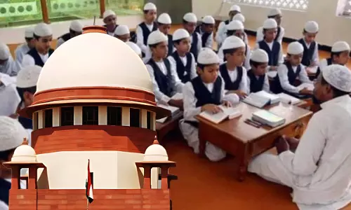 Supreme Court Issues Notice On Plea For Degrees To Fazil & Kamil Students Of Madarsas Supreme Court Issues Notice On Plea For Degrees To Fazil & Kamil Students Of Madarsas