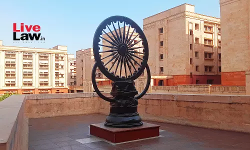 Matter Requires Consideration: Allahabad HC Issues Notice Over PIL For Annual Audit Of Oudh Bar Associations Accounts