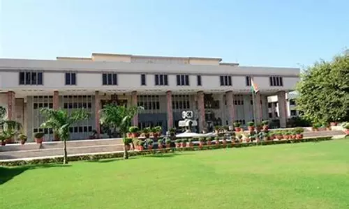 GST Registration Cant Be Cancelled On Unspecific Show Cause Notice: Delhi High Court GST Registration Cant Be Cancelled On Unspecific Show Cause Notice: Delhi High Court