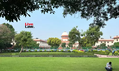 Supreme Court Refuses To Entertain Plea To Regulate Laser Beams & Loudspeakers During Festivals Supreme Court Refuses To Entertain Plea To Regulate Laser Beams & Loudspeakers During Festivals