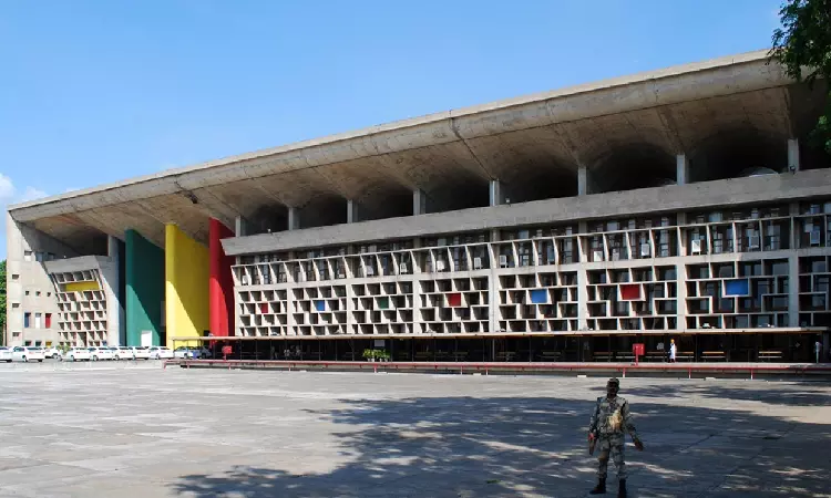 Punjab & Haryana HC Directs MEA To Expedite Transit Of Indian Citizens Mortal Remains Who Died In International Waters About A Month Ago