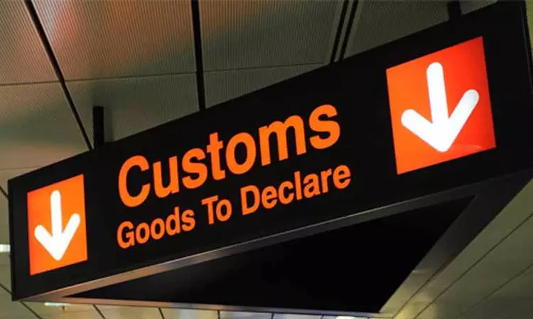 Delhi High Court Orders Customs To Release Travellers Jewellery, Says Dept Not Keeping Passengers Informed Of Proceedings Delhi High Court Orders Customs To Release Travellers Jewellery, Says Dept Not Keeping Passengers Informed Of Proceedings