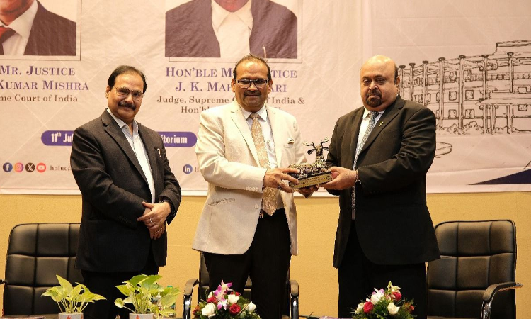 HNLU Welcomes Justice J.K. Maheshwari On His Maiden Visit To Campus HNLU Welcomes Justice J.K. Maheshwari On His Maiden Visit To Campus