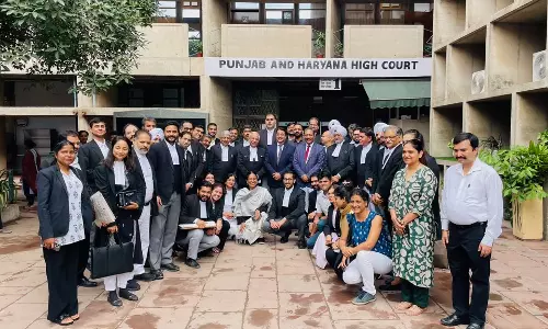 Judges & Lawyers Of Punjab & Haryana High Court Shun Cars On Green Commute Day Judges & Lawyers Of Punjab & Haryana High Court Shun Cars On Green Commute Day