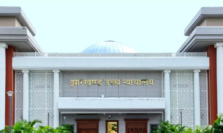 Jharkhand High Court Initiates Suo-Motu Criminal Contempt Against Lawyer Seen On Video Having Heated Exchange With Judge Jharkhand High Court Initiates Suo-Motu Criminal Contempt Against Lawyer Seen On Video Having Heated Exchange With Judge