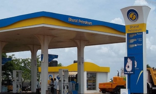 SC Asks Centre To Decide In 4 Wks Representation On Petrol Pumps Fleecing Customers SC Asks Centre To Decide In 4 Wks Representation On Petrol Pumps Fleecing Customers